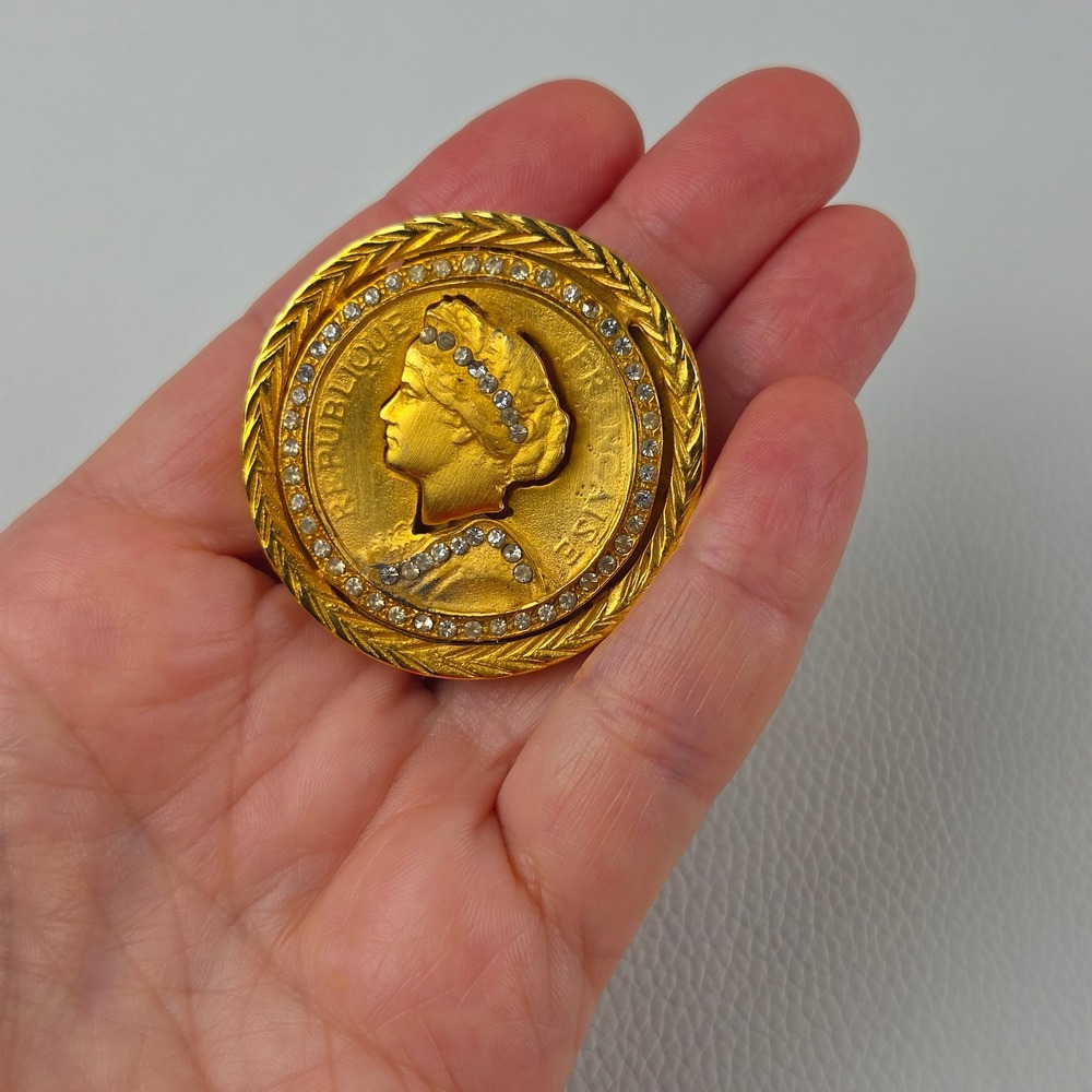 Vintage Gold Tone French Coin Brooch Pendant Marianne Rhinestone Royalcore Pin